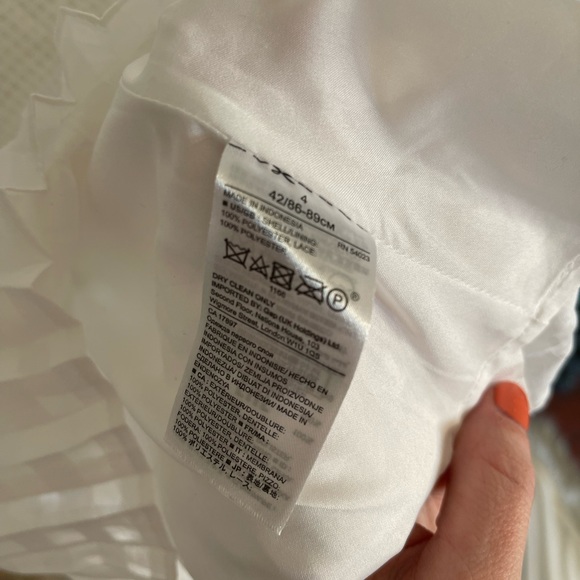 Banana Republic peplum blouse - Picture 3 of 4